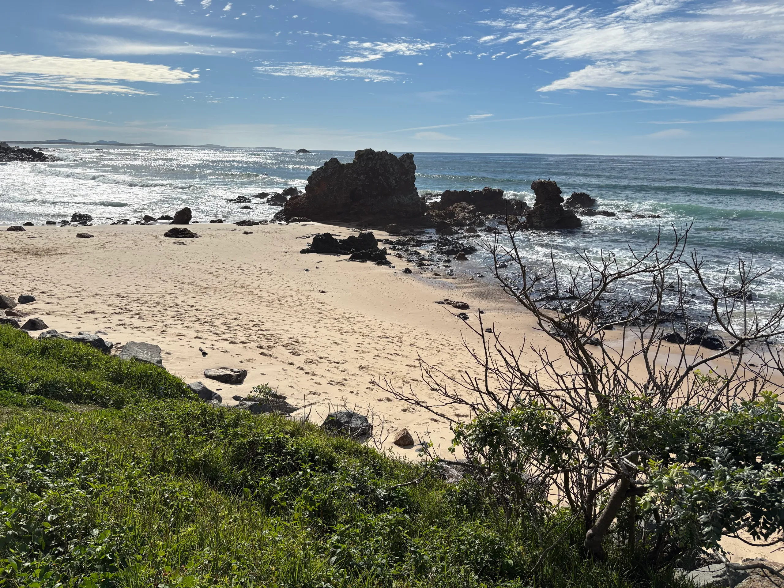 A small rocky cove with sea rocks along the Port Macquarie coast